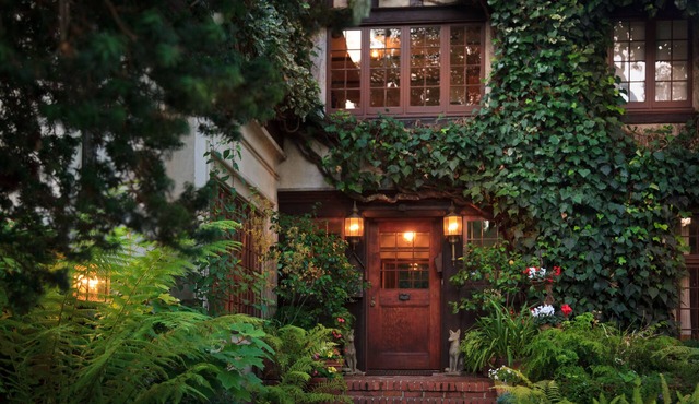 Old Monterey Inn
