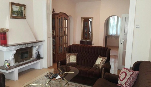 Old Mountain City Centre Apartment