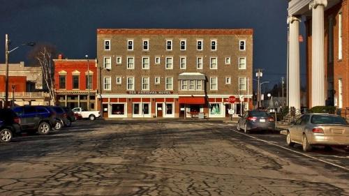 Old National Hotel