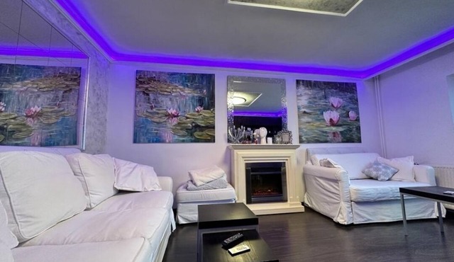 Old town Bucharest comfortable apartment