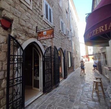 Old town Budva D&M