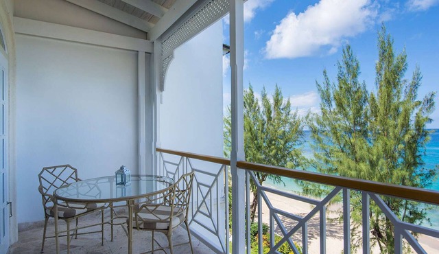 Old Trees 302, La Mirage by Fantasia Villas