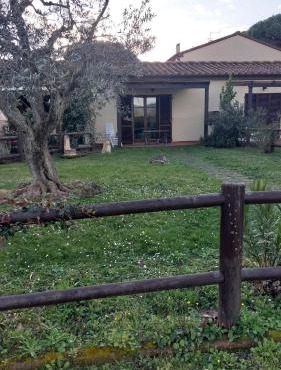 Oleandro Cottage with garden
