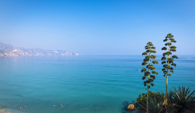 Olee Torrox Costa Holiday Rentals