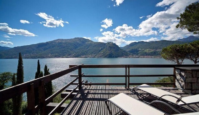 Olgiasca Villa Sleeps 8 Pool WiFi