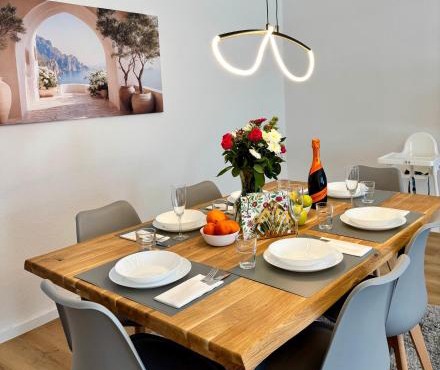 Olive Apartment mit Balkonen & Elektrogrill, 24h Self-Check-in, Free Parking, Netflix & WiFi, TOP Lage, Nähe KEM Kliniken