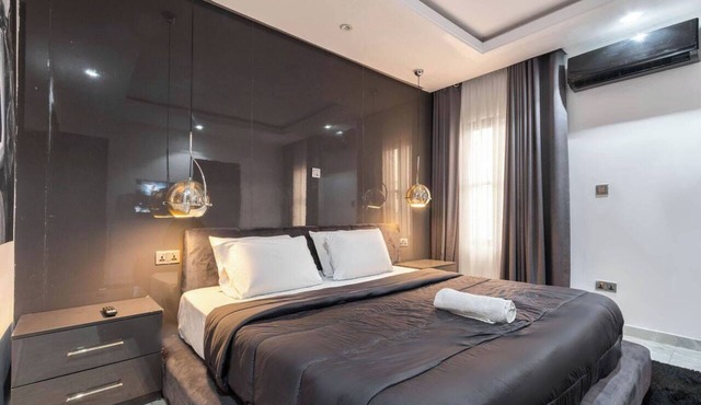 Olive Apartment