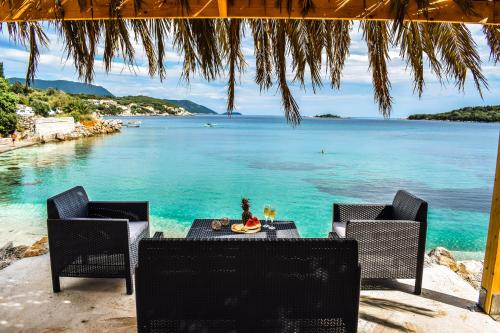 Olive Garden Beachside Hideaway