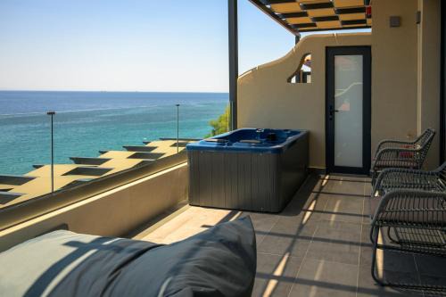 Olive Green Studios and Apartments