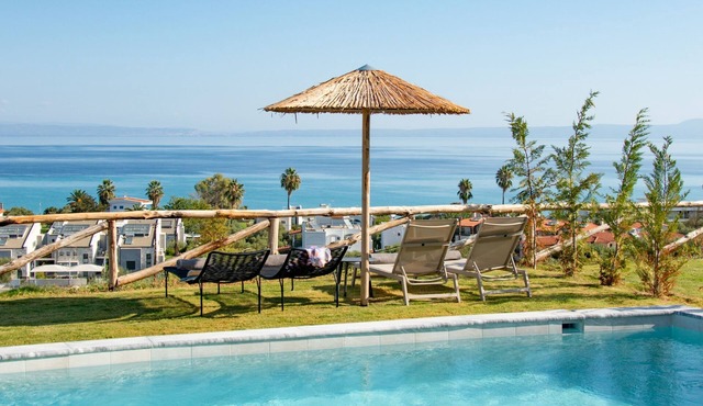 Olive Grove Panorama 5 – Sea Views, Pool, WiFi, Aircon