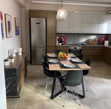 Olive Hill Apartment