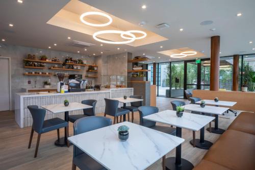 Olivia Hotel