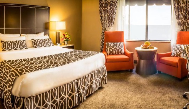 Olyver Hotel