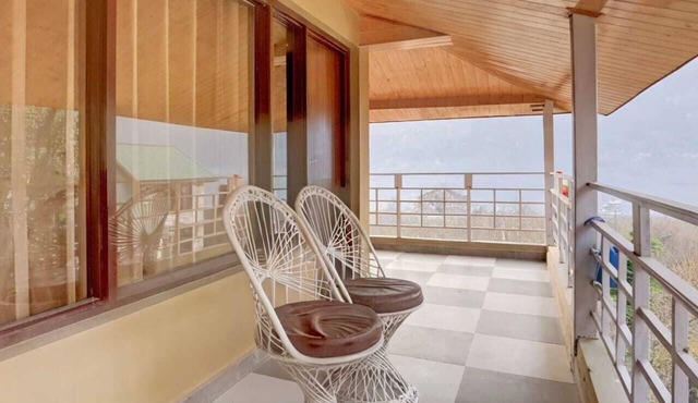Omavya Cottage