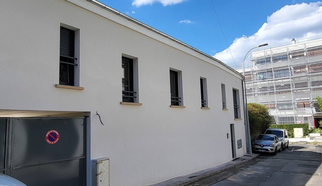 ON 360M2 PLOT 1 HOUSE 120M2 FOR 10 PERS OR/AND 1 HOUSE 110M2 FOR 7 PERS