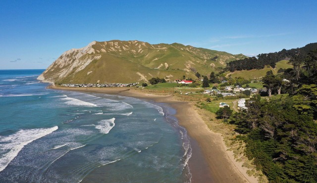 On the beach, fully equipped new unit with disabled access at the Marine Reserve