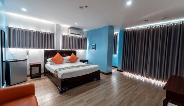 One Averee Bay Hotel