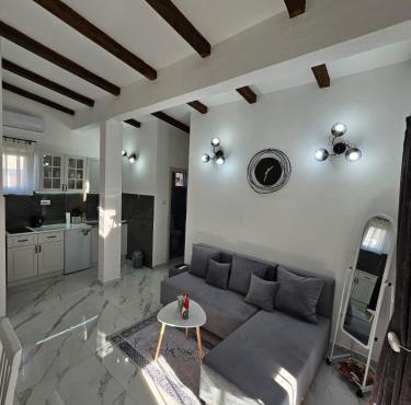 One-bedroom apartment, 5 min from the Airport Tivat