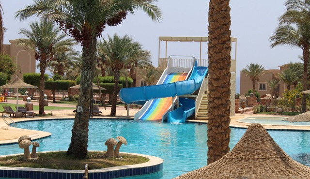 One-Bedroom Apartment with a Garden in Sahl Hasheesh