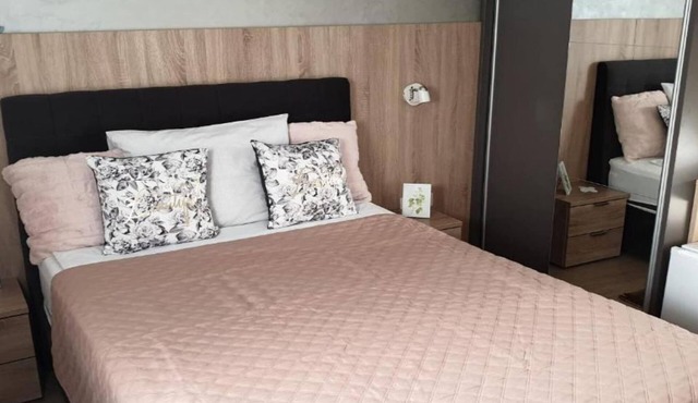 One Bedroom Apartment With Sauna And Hot Tub (A7)