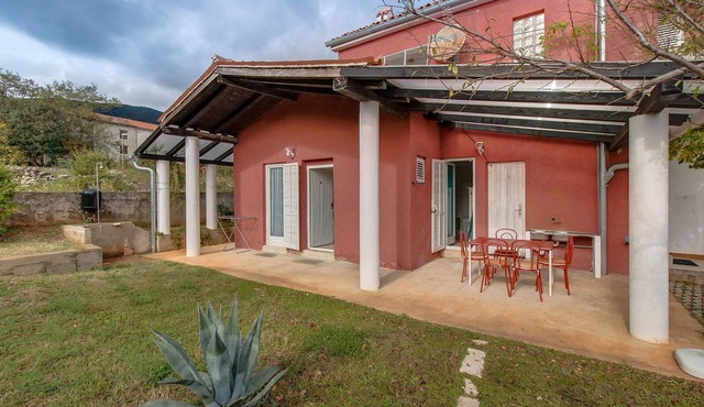 One bedroom apartment with terrace and sea view Nerezine, Lošinj (A-2516-a)