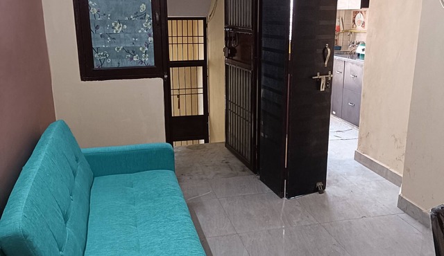 One bedroom apartment in heart of Delhi