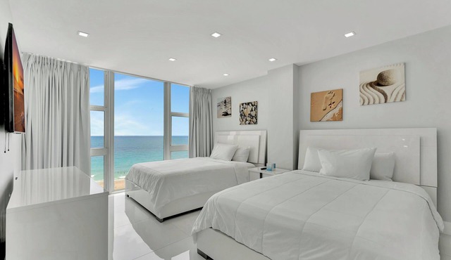 One Bedroom direct ocean front suite