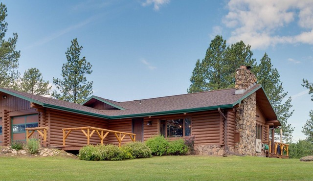 One Level Log Home on 3.5 Acres, Beautiful Views, Newly Updated