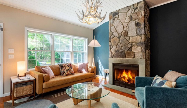 One Level Luxe w/Dream Patio and Fireplace