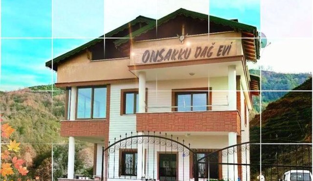 Onsakku Dağ Evi