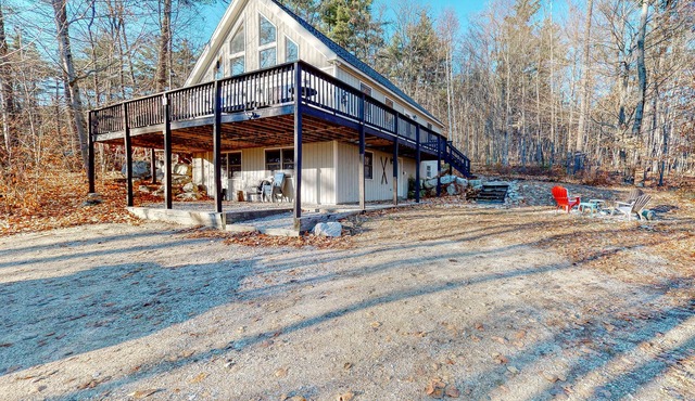 Open concept home close to the beach with gas fireplace and deck