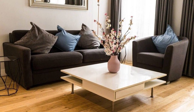 Opera Grey I Trendy 2 Bed Apt in Paris