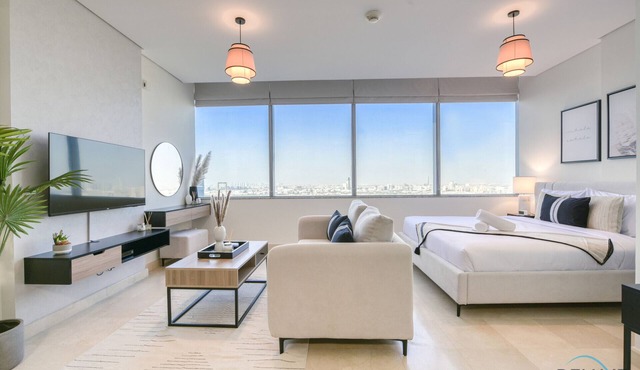 Opulent Studio at Sky Gardens DIFC by Deluxe Holiday Homes