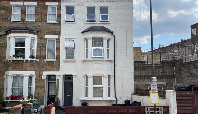 Opuluxe 4-Bedroom House - Sleeps 16 - Near Westfield