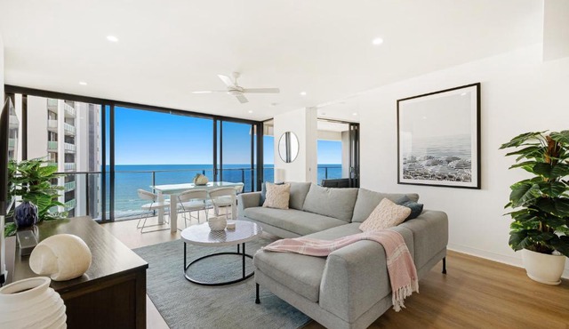 Oracle Broadbeach Tower 1 Lvl 20 Free parking - GC Getaways