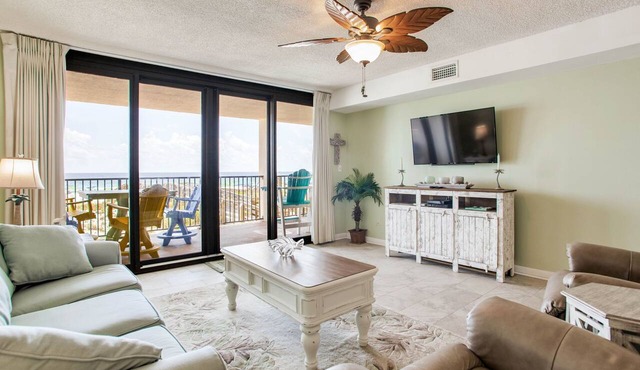 Orange Beach Gulf-Front 2BR Sleeps 7 2 La-Z-Boy Recliners Pools Boats