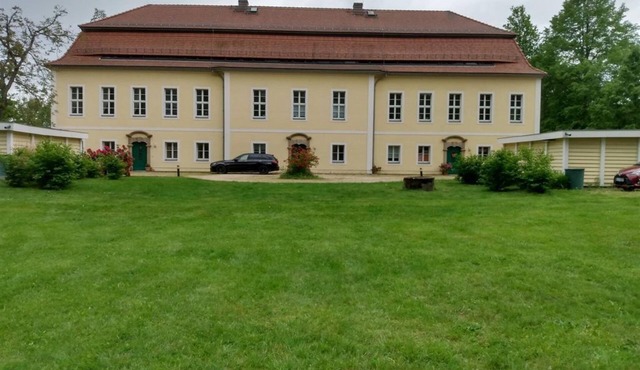 Orangery in Arnsdorf Castle Park - Holiday home