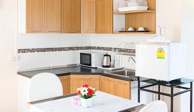 Orawan Suites