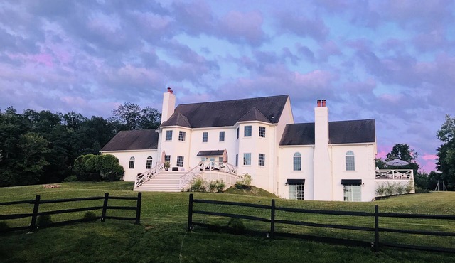 Orchard Hill - Large Family Estate