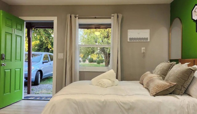 Orchard Oasis, Private Studio, Downtown Chico Unit #11