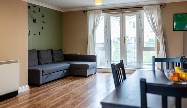 Orchard Way, Shared Apartment with an Amazing Double Bedroom with Ensuite