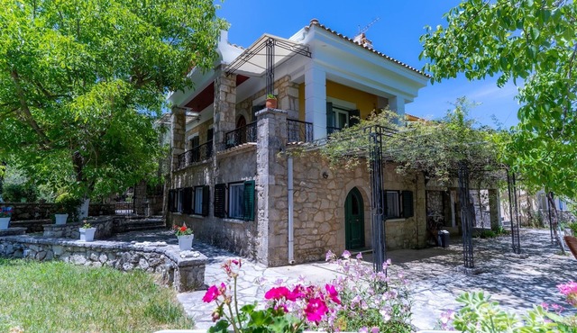 Orestis stone apartment for 2 with garden!