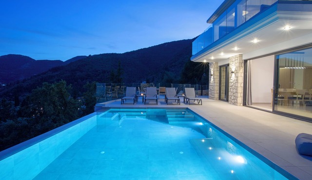 Oriens Villas