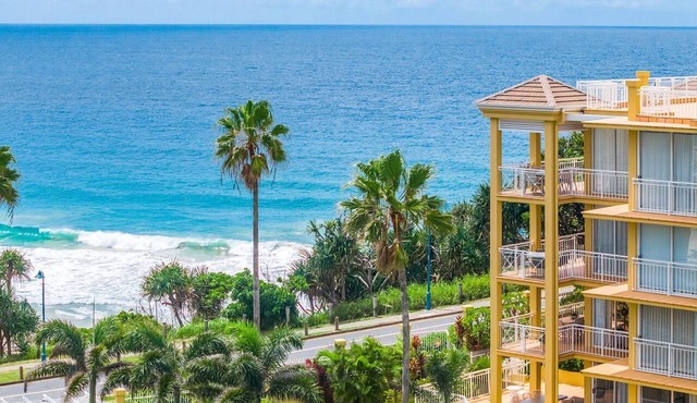 Orion Unit 4 Modern 2 bedroom apartment with ocean views and Wi-Fi Included