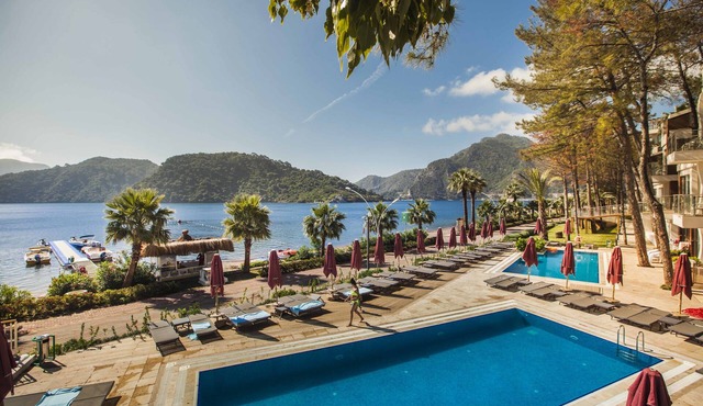 Orka Lotus Beach
