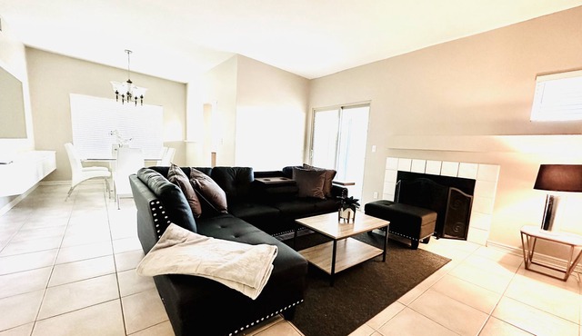 ORO VALLEY ! Pet Friendly! BBQ Grill!