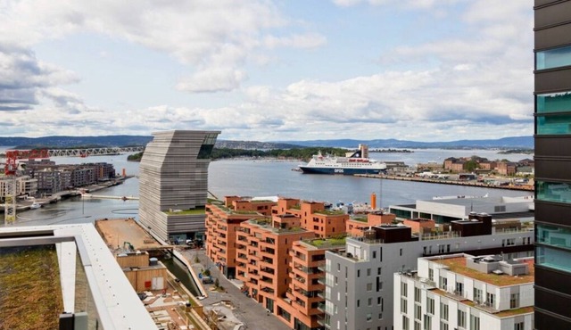 Oslo Barcode Modern 3BR apt With 26 SQM Balcony