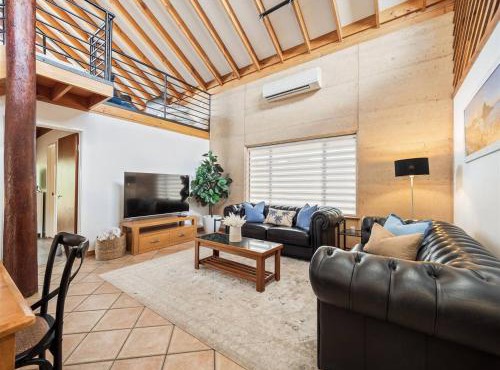 Osprey Beachside Retreat - Good Times Guaranteed