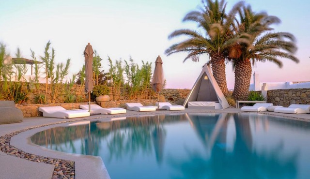 Ostraco Suites