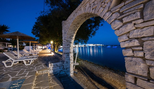 Ostria Studios & Apartments